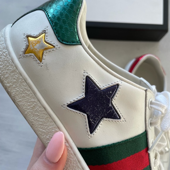 ❌SOLD❌Gucci Ace Star Embroidered Stripe Leather Sneaker White Sneaker - Picture 9 of 15